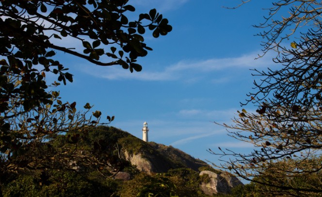 Morros para contemplar paisagens na Baía de Paranaguá.jpg