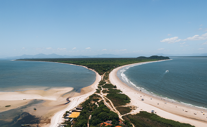 Sabores da Ilha do Mel: conheça os pratos típicos que fazem parte da cultura local